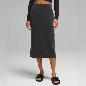 Lululemon Softstreme High-Rise Midi Skirt - Black, Size 2